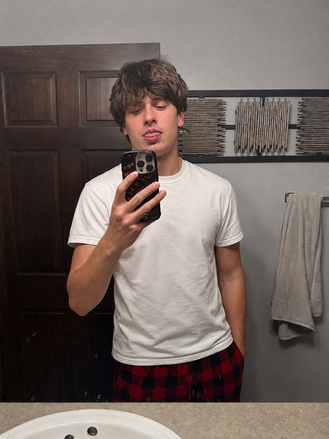 Vorher : Im Bad im Pyjama, alleine